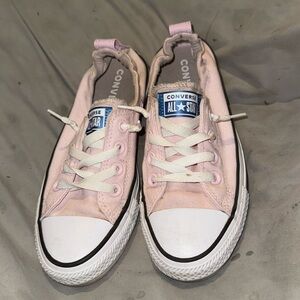 Women’s pink converse size 7